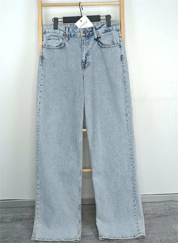 Джинсы прямого кроя 6498