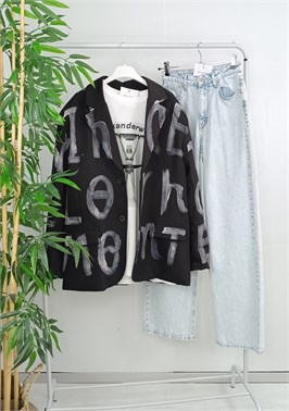 {{productViewItem.photos[photoViewList.activeNavIndex].Alt || productViewItem.photos[photoViewList.activeNavIndex].Description || 'джинсы'}}