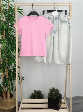 {{productViewItem.photos[photoViewList.activeNavIndex].Alt || productViewItem.photos[photoViewList.activeNavIndex].Description || 'Футболка в розом цвете'}}