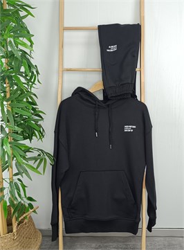 {{productViewItem.photos[photoViewList.activeNavIndex].Alt || productViewItem.photos[photoViewList.activeNavIndex].Description || 'Костюм спортивный'}}