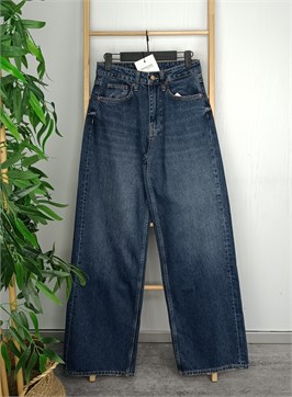 {{productViewItem.photos[photoViewList.activeNavIndex].Alt || productViewItem.photos[photoViewList.activeNavIndex].Description || 'Джинсы DADDY'}}