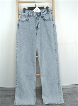 {{productViewItem.photos[photoViewList.activeNavIndex].Alt || productViewItem.photos[photoViewList.activeNavIndex].Description || 'Джинсы прямого кроя'}}