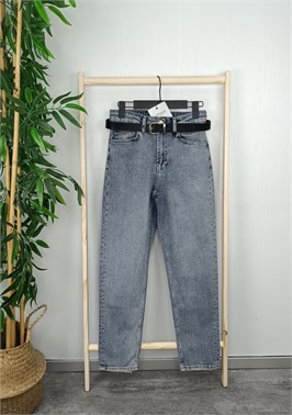 {{productViewItem.photos[photoViewList.activeNavIndex].Alt || productViewItem.photos[photoViewList.activeNavIndex].Description || 'Джинсы Mom slim'}}